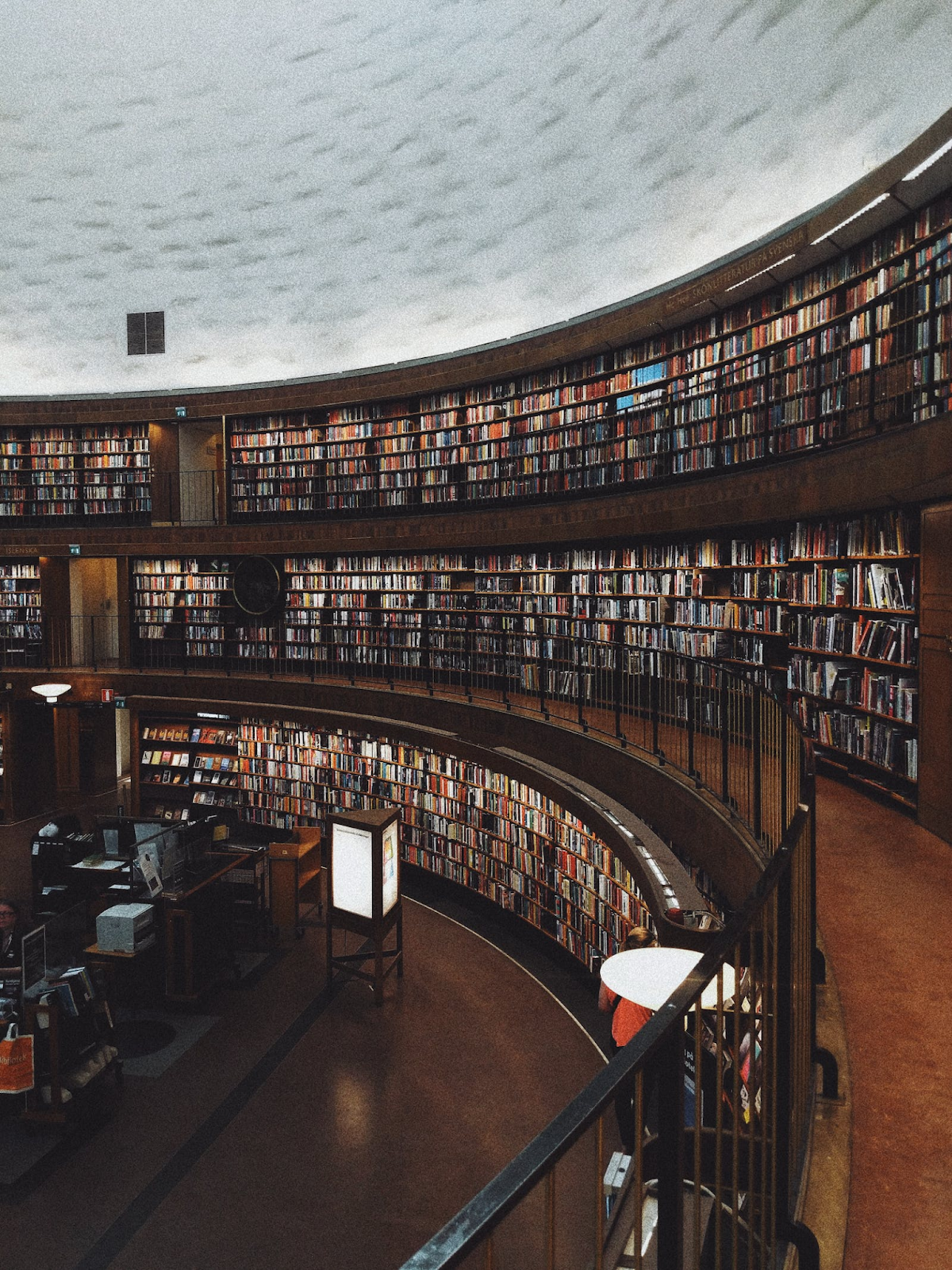 oxford bodleian library bookshelves